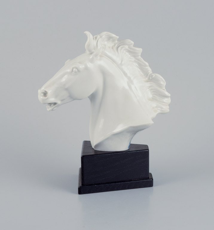 Erich Oehme (1898-1970) for Meissen, Germany. Porcelain sculpture in the form of a horse's head. (1 of 7)