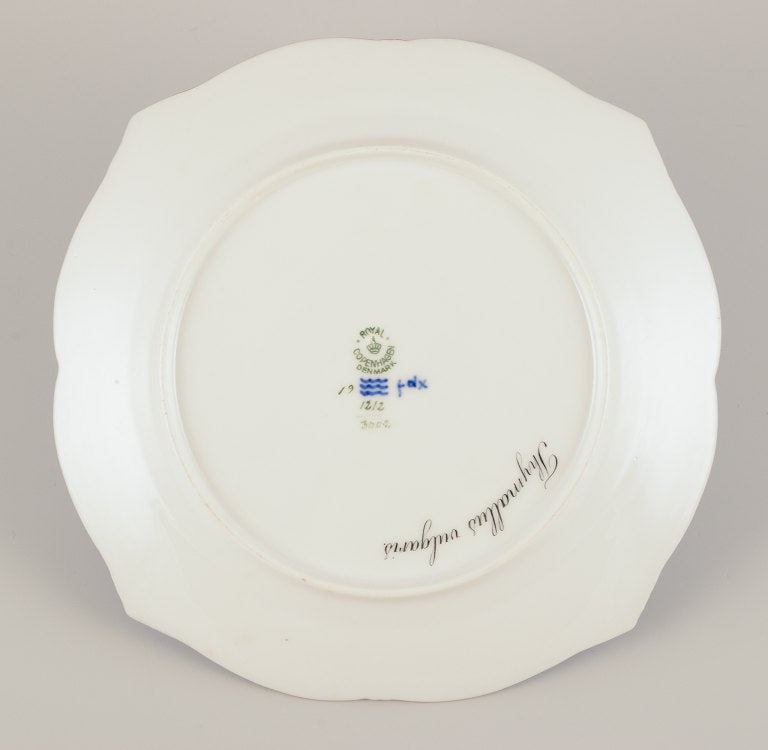 Royal Copenhagen Fauna Danica fish plate. Hand-painted fish motif with gold decoration. - 6