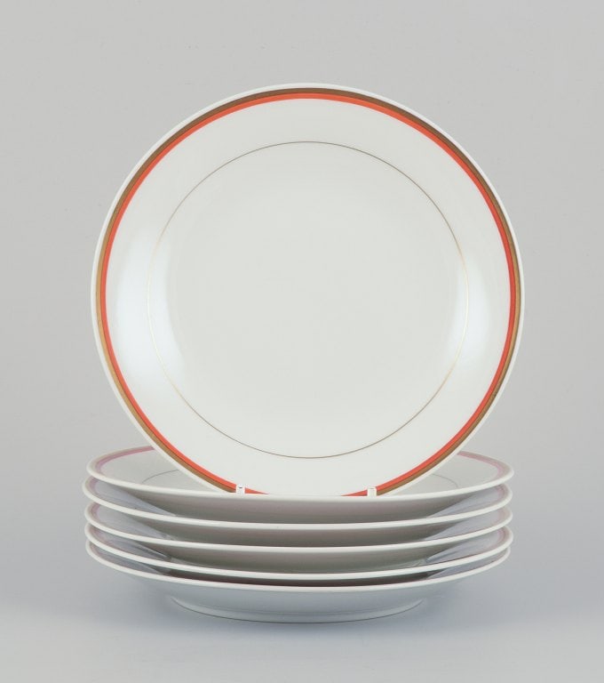 Meissen, Germany. A set of six plates. Orange and gold-decorated rim.: Title:Meissen, Germany. A set of six plates. Orange and gold-decorated rim. Description:Meissen, Germany. A set of six plates. Orange and gold-decorated rim. 1930s/1940s. Marked. In perfect condition.