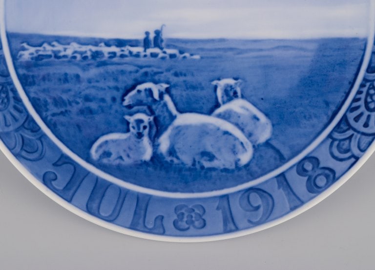 Royal Copenhagen Christmas Plate from 1918. - 2