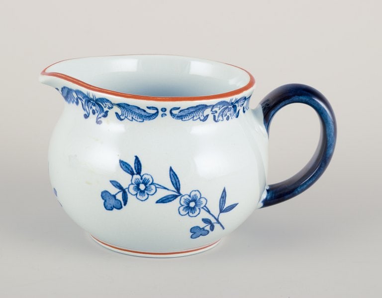 Nils Emil Lundström for Rörstrand, Sweden, "Ostindia" sugar bowl and creamer in faience - 5