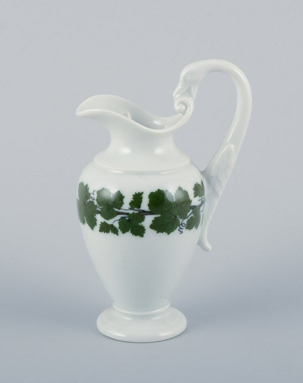 Meissen, Germany, Green Ivy Vine, sugar bowl and creamer with swan-shaped handles. Hand-painted. - 5