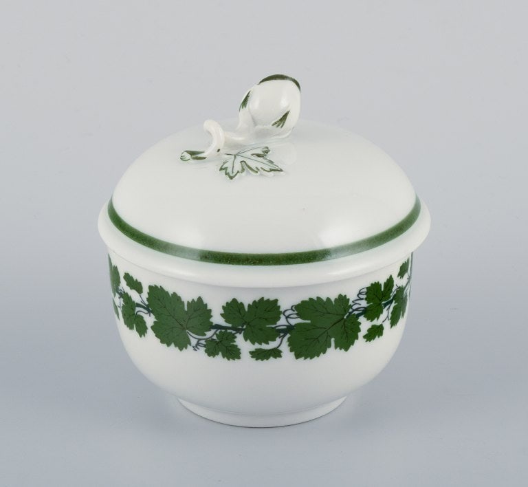 Meissen, Germany, Green Ivy Vine, sugar bowl and creamer. Hand-painted. - 4