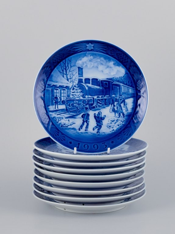 Royal Copenhagen, a set of nine Christmas plates. (1 of 5)