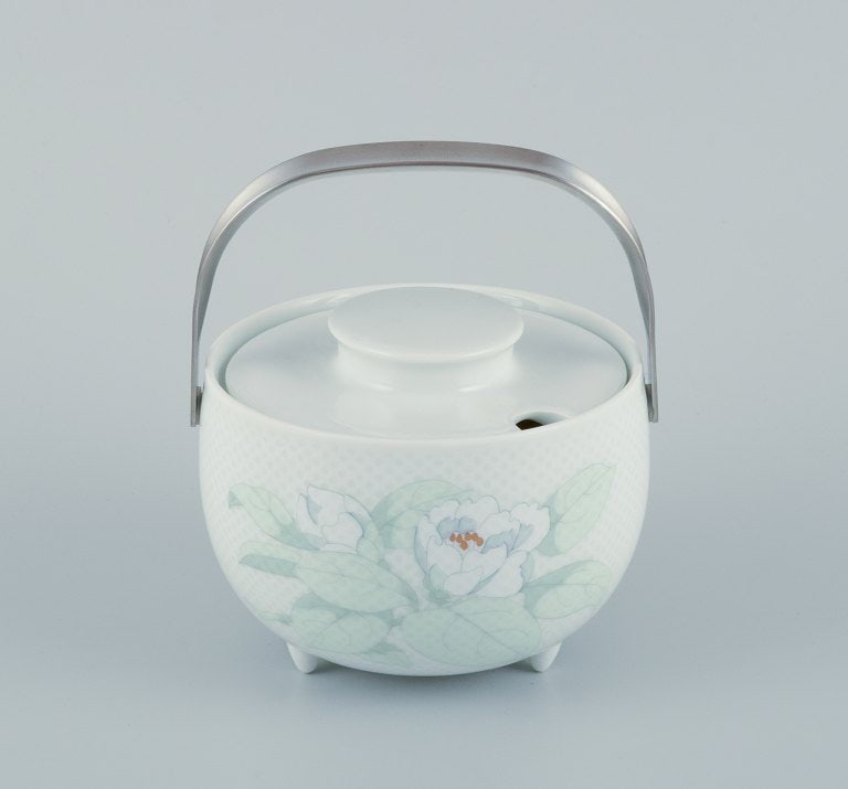 Tapio Wirkkala for Rosenthal Studio-linie, "Century Blütentraum". Sauce boat on three feet with - 3