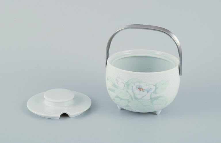 Tapio Wirkkala for Rosenthal Studio-linie, "Century Blütentraum". Sauce boat on three feet with - 5