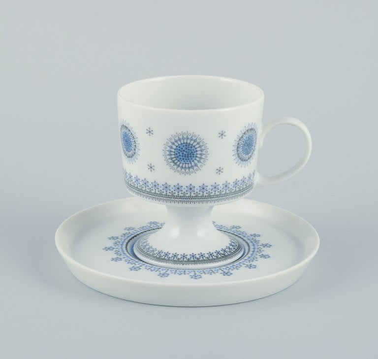 Tapio Wirkkala for Rosenthal Studio-linie. A set of six demitasse cups with saucers. Modernist retro - 2