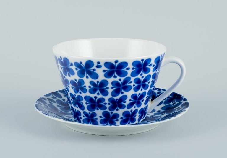 Marianne Westman (1928-2017) for Rörstrand. Large "Mon Amie" breakfast cup and saucer. (1 of 8)