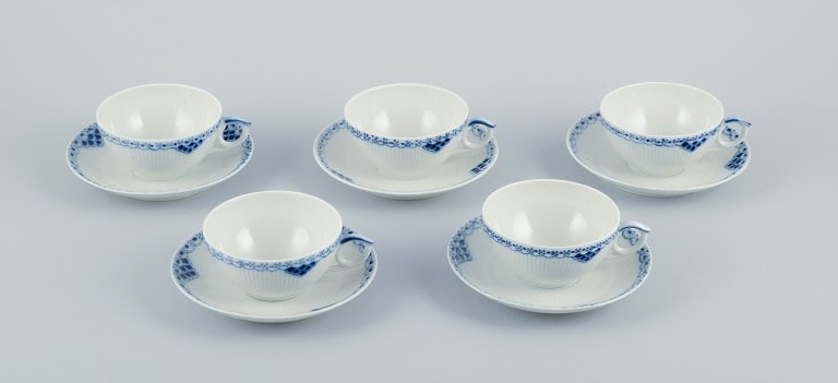 Royal Copenhagen, Princess, a set of five tea cups with saucers.: Title:Royal Copenhagen, Princess, a set of five tea cups with saucers. Description:Royal Copenhagen, Princess, a set of five tea cups with saucers. Model number 111/525. Dating 1975-1979. First factor