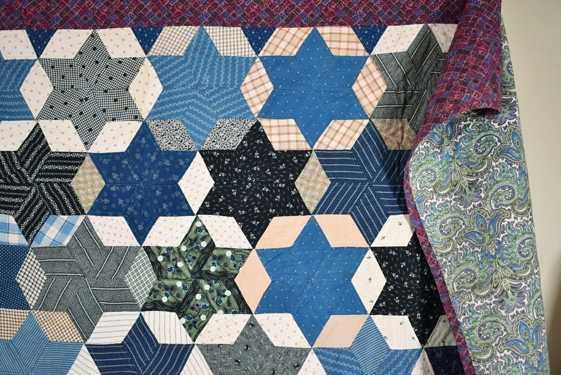 Vintage Touching Stars Quilt - 10