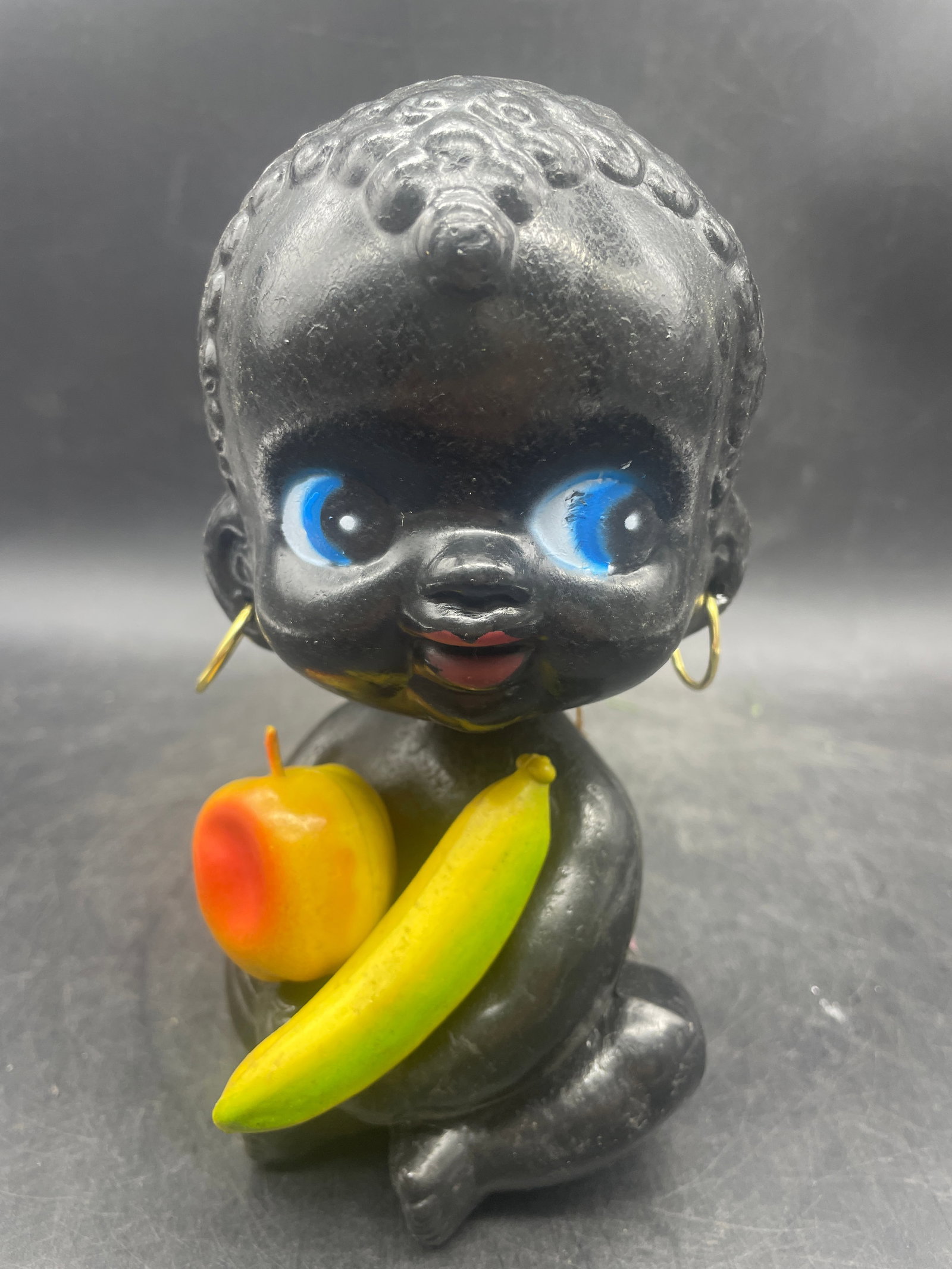 New Old Stock KENMAR AMERICANA NODDER/BOBBLE HEAD BANK: Date/Period: approx. 1950-60'sDimension: Approx. 6.5" x 3"Material: plasticAdditional Information: New Old Stock KENMAR AMERICANA NODDER/BOBBLE HEAD BANK Shipping:Domestic: Flat-rate of