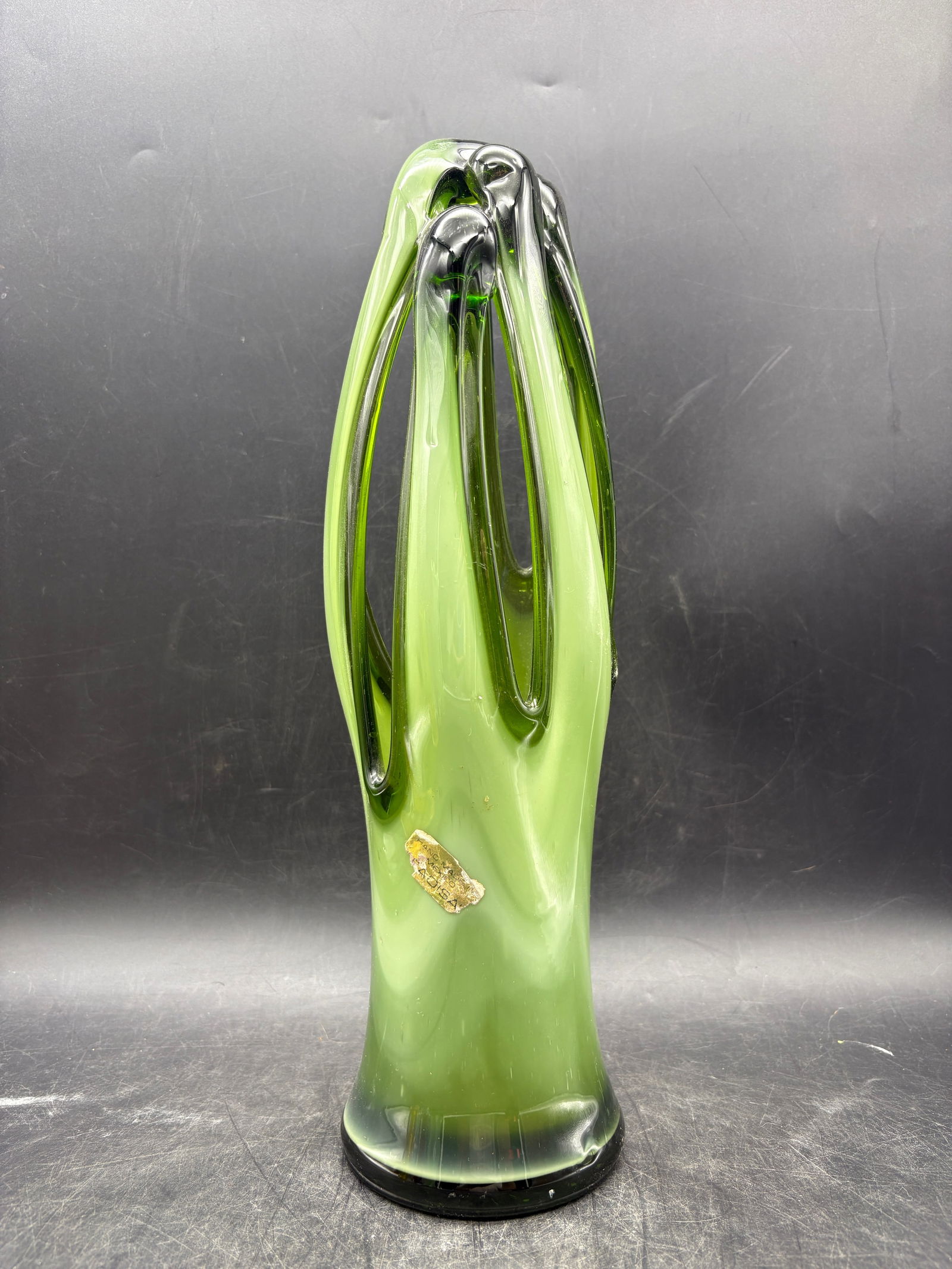 Vintage MAEXSA Hand Blown Green Art Glass Pulled Basket Vase - 3