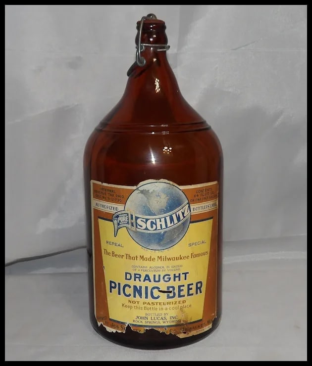 Rare 1934 Draught Picnic Beer ½ Gallon Schlitz Beer Bottle - 2