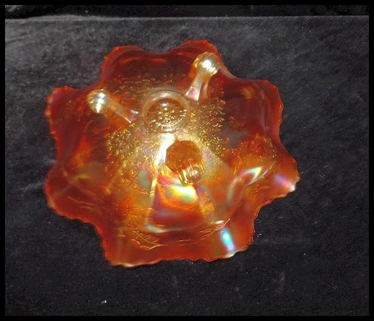 Antique Fenton Carnival Glass Stag and Holly Large Crimped Bowl - 7