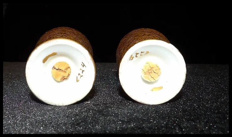 Pickard Daisy and Rose Gold Salt and Pepper Shakers - 5