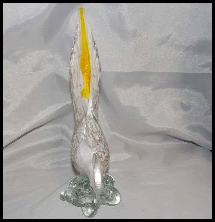 Murano Pheasant White with Gold Aventurine and Yellow on Tail - 3