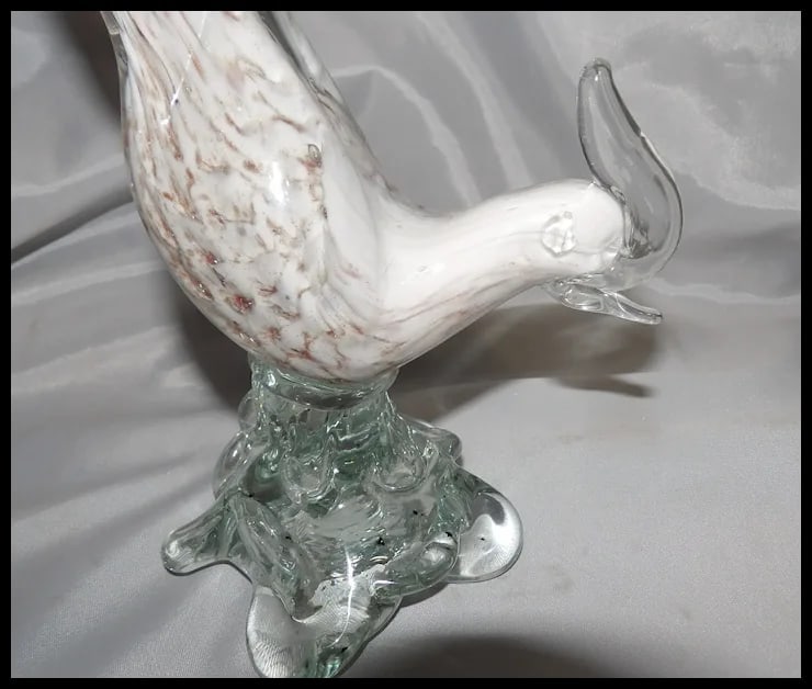Murano Pheasant White with Gold Aventurine and Yellow on Tail - 7