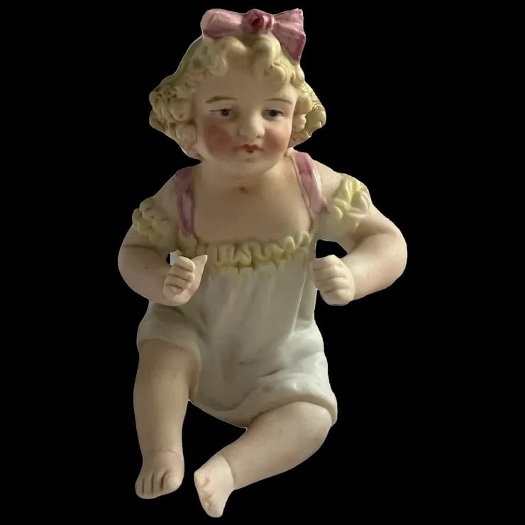 Antique 3" all Bisque Heubach 5254 B Piano Baby pink bow: Antique 3" all Bisque Heubach incised 5254 B Piano Baby pink bow sweet face tiny baby one thumb is chipped see photo ,no other cracks or damages or repairs ,beautifully painted lovely baby for your ca