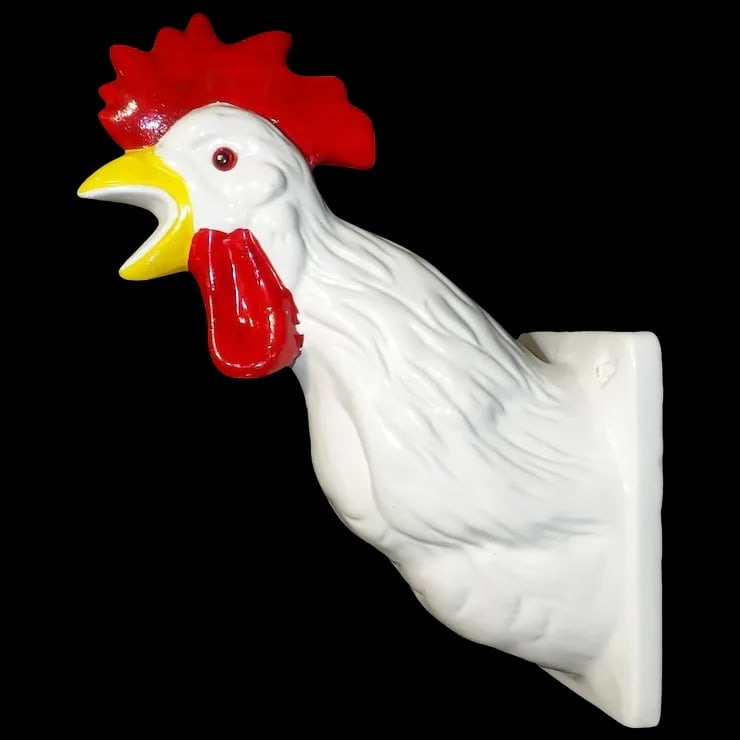Enesco Rooster Head Kitchen Towel/Apron Holder: This Rooster Kitchen Towel Holder is in every good to excellent condition. Minor missing paint, glass eyes, Enesco foil label on back. This is an item that is hard to find. Not many like it. Makes for
