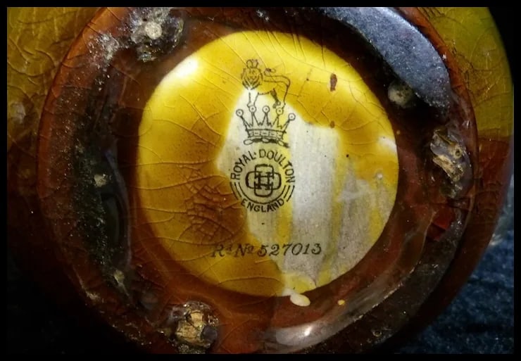 Royal Doulton Kingsware “The Jovial Monk” Dewar’s Scotch Whisky Flask - 9