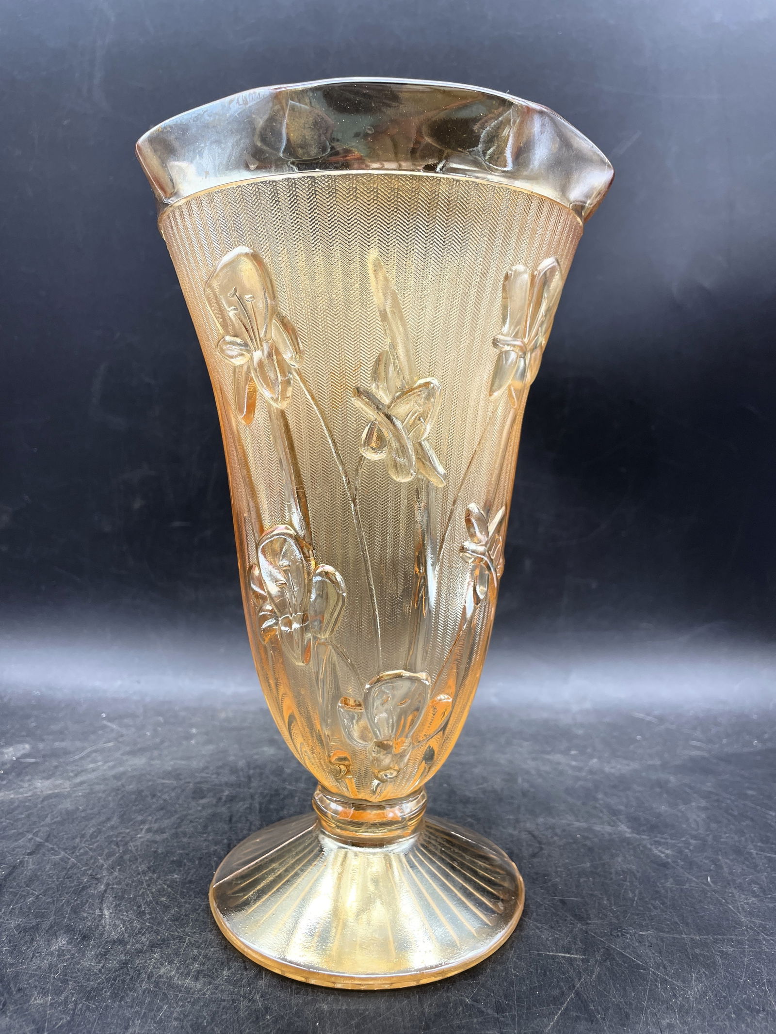 Vintage Jeanette Carnival Glass Vase Iridescent (1 of 7)