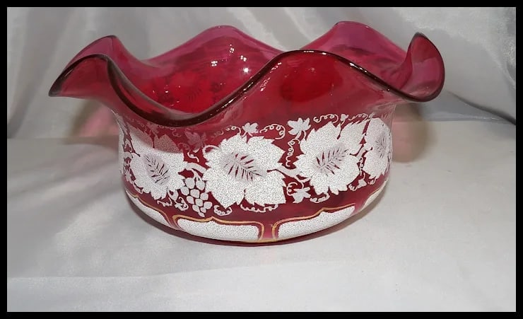 Cranberry Hand-Blown Art Glass Textured Ruffle Top Glass Bowl - 2