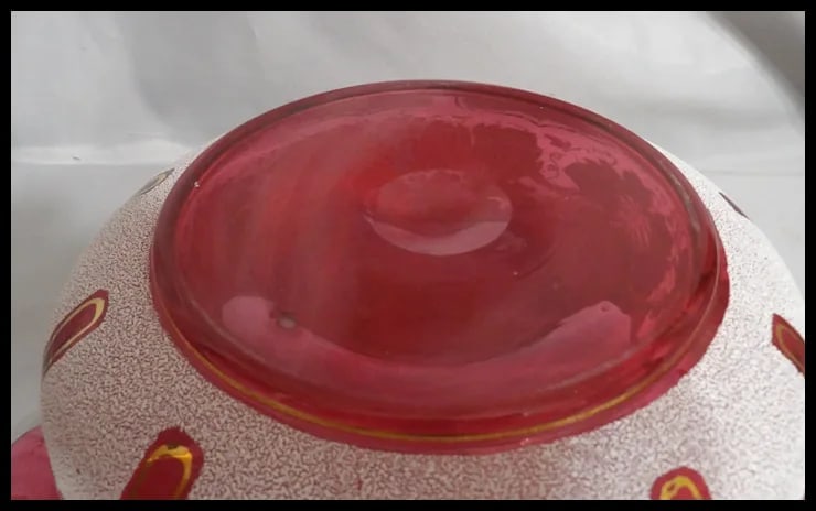 Cranberry Hand-Blown Art Glass Textured Ruffle Top Glass Bowl - 8