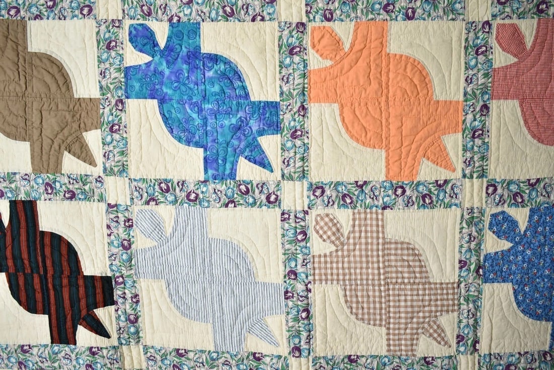 40's Patchwork Quilt, Rare Turtle Design - 2