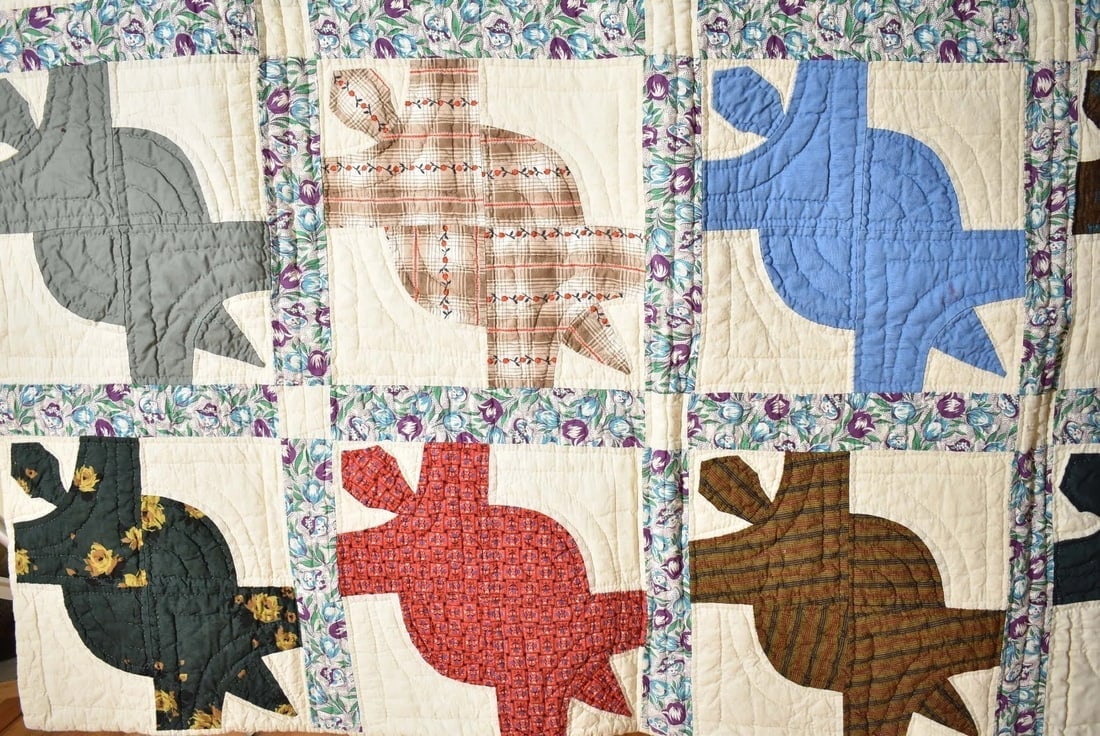 40's Patchwork Quilt, Rare Turtle Design - 3