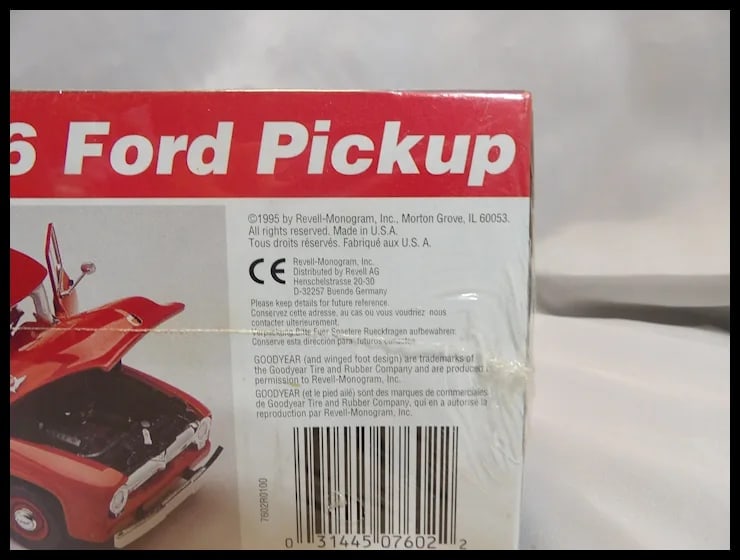 Revell 1956 Ford Pickup- 1:25 Scale Original Unopened Package - 5