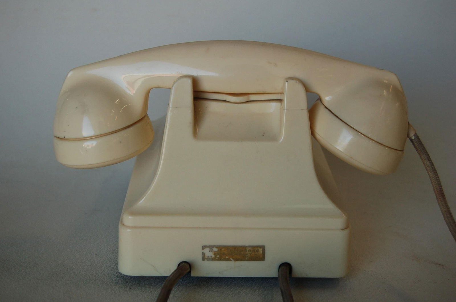 White Bakelite PTT Telephone by Ericsson - 2