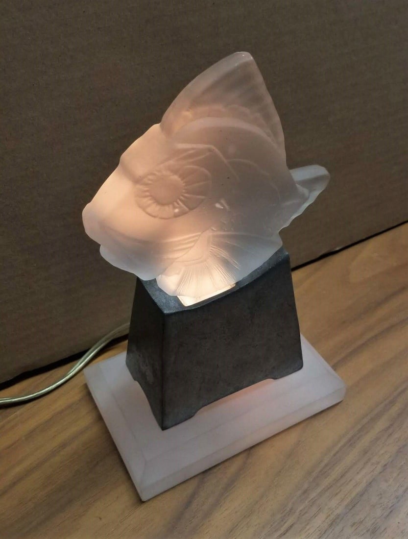 Art Deco GROS POISSON Frosted Art Glass Fish Accent Lamp - 4