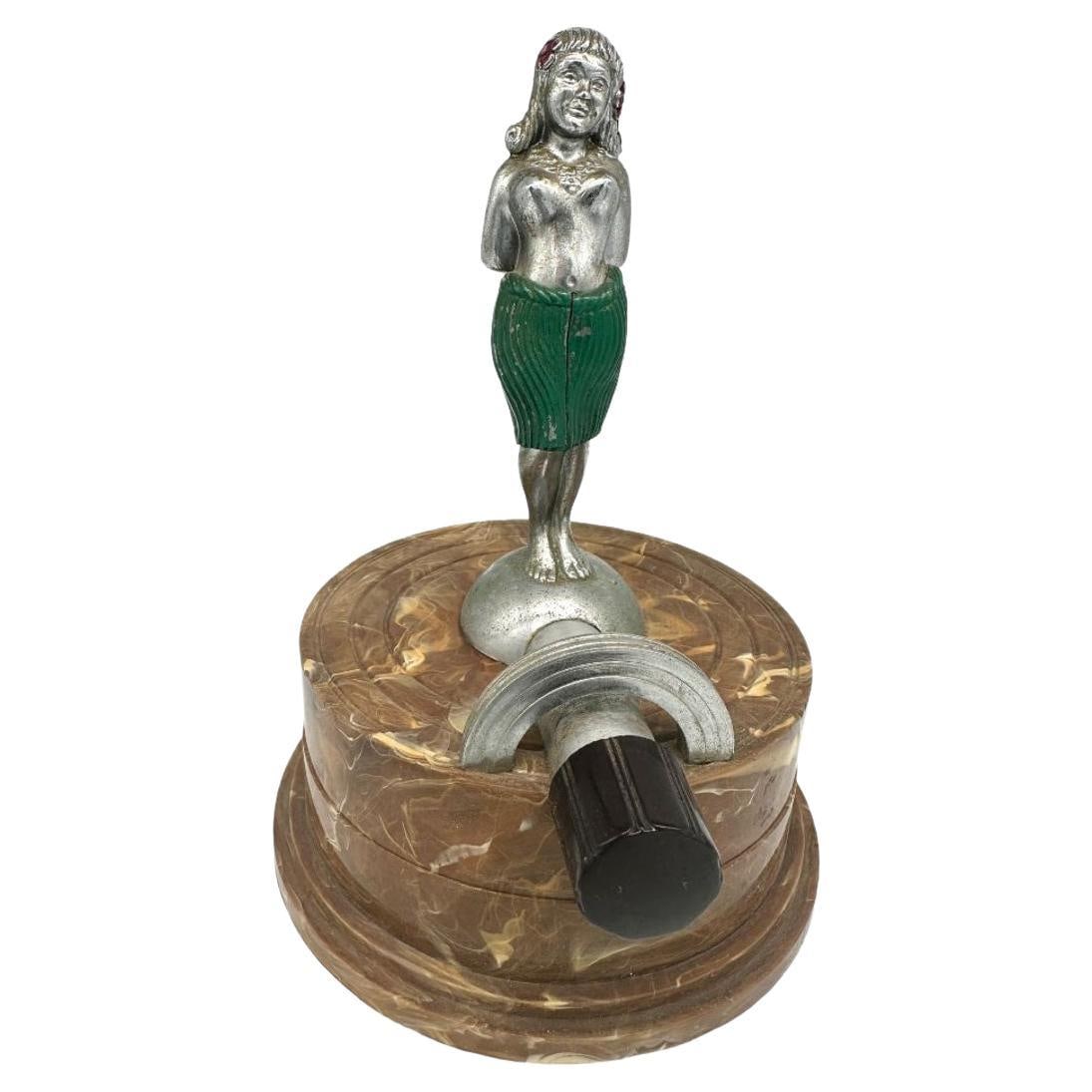1930s Arrow "Naughty Hula Girl" Swirled Bakelite Table Striker Lighter (1 of 20)
