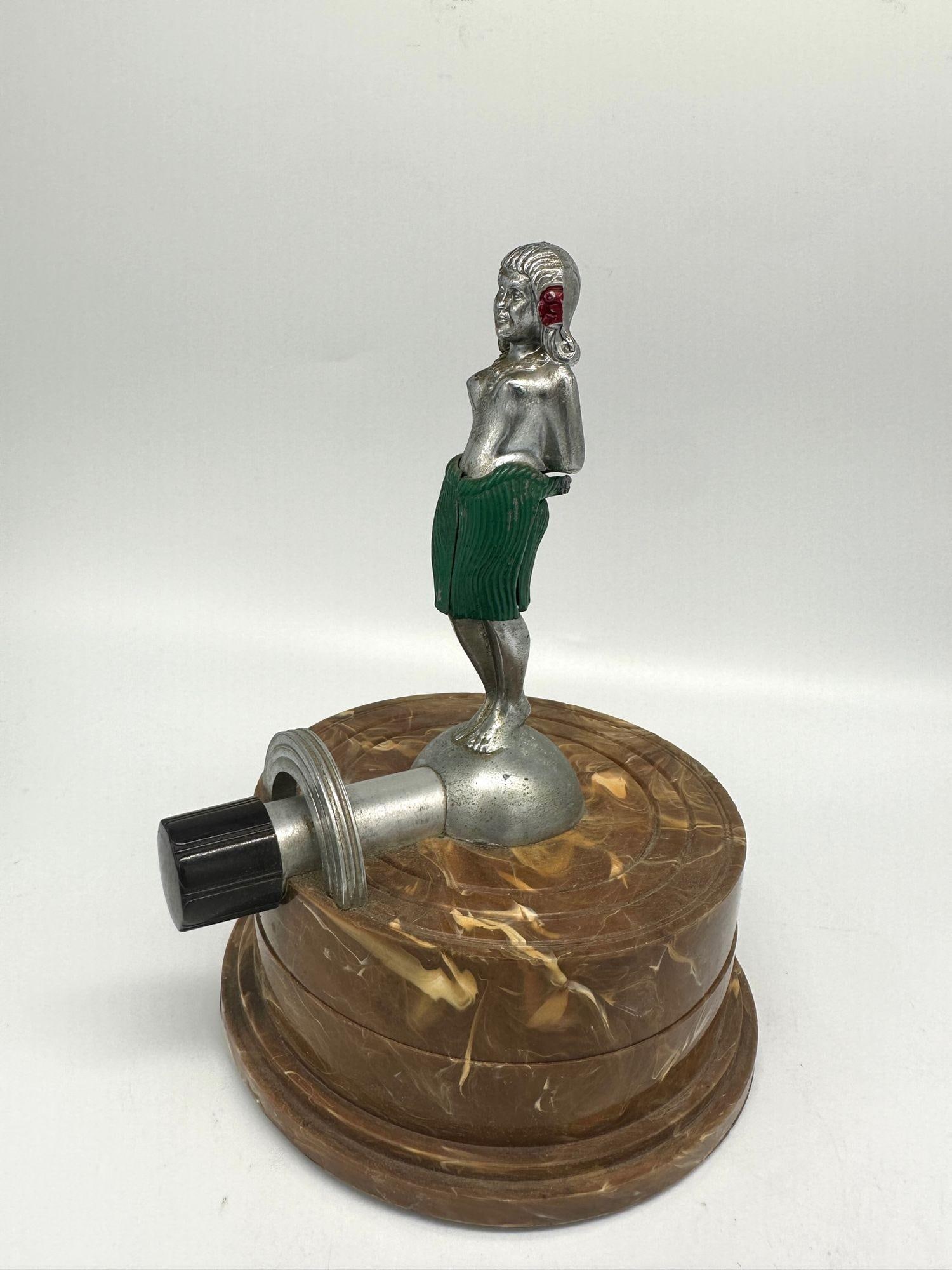 1930s Arrow "Naughty Hula Girl" Swirled Bakelite Table Striker Lighter - 9
