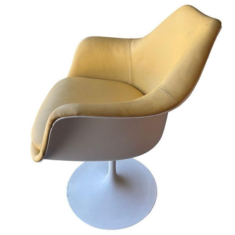 Eero Saarinen Yellow Leather Tulip Arm Chair Pedestal Collection by Knoll - 4