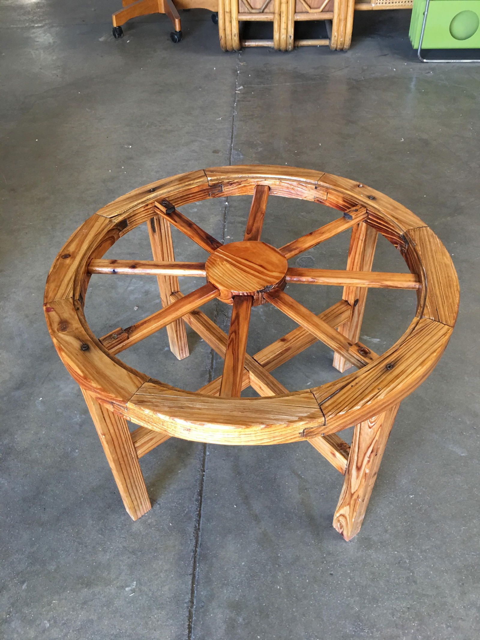 Western Folk Art Wagon Wheel Table and Chairs Set, 1960 - 4