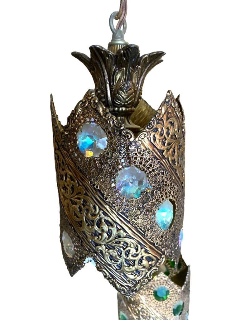 Hollywood Regency Jewel Prisms Filigree 5 Light Hanging Chandelier, Circa 1950 - 11