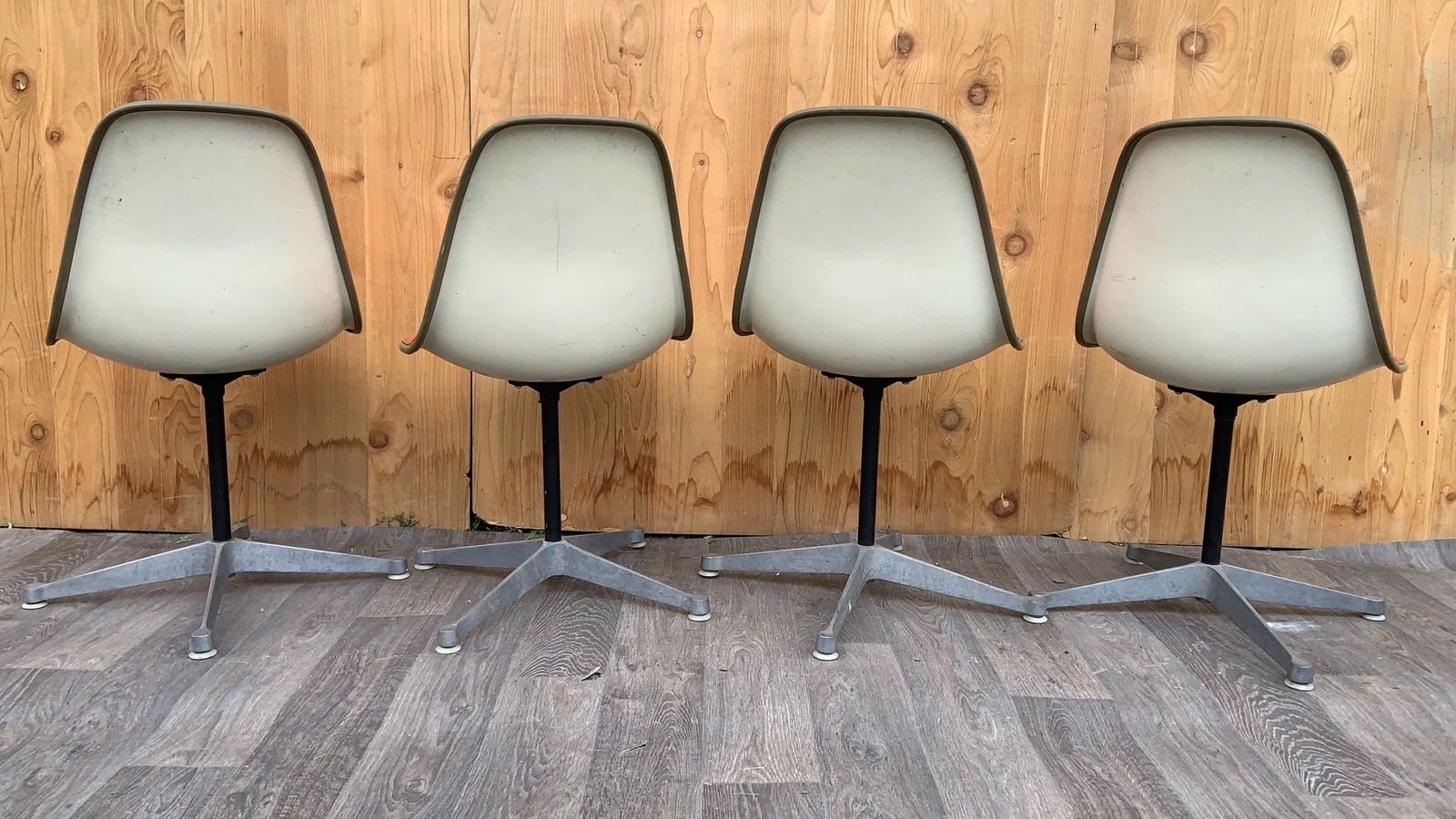 Mid Century Herman Miller Swivel Shell Chairs – Set of 4 Orange Vinyl - 6