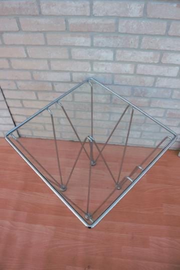 Mid Century Modern Geometric Inverted Pyramidal Side Table - 4