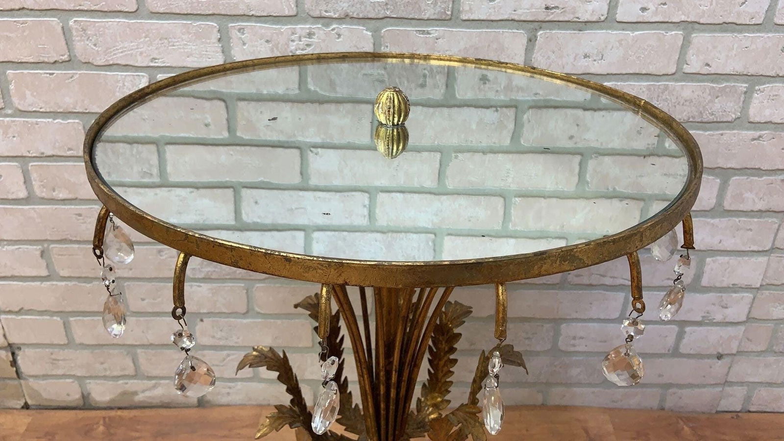 Mid Century Hollywood Regency Italian Gilt Accent Table with Mirrored Top - 2