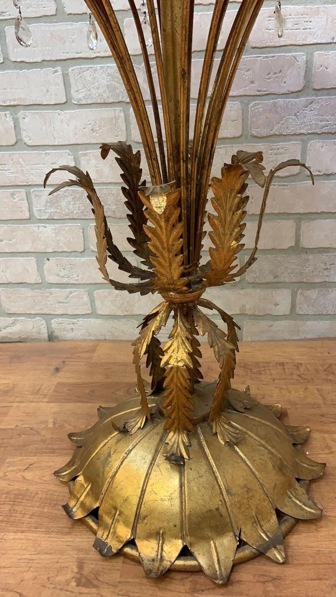 Mid Century Hollywood Regency Italian Gilt Accent Table with Mirrored Top - 5