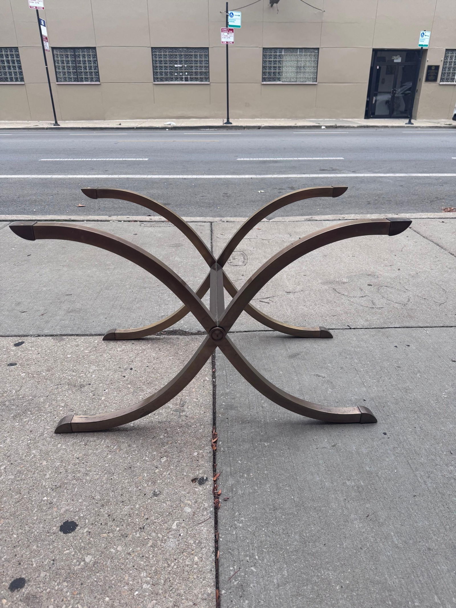 New - Hollywood Regency LaBarge Brass Tray Top Oval Coffee Table - 3