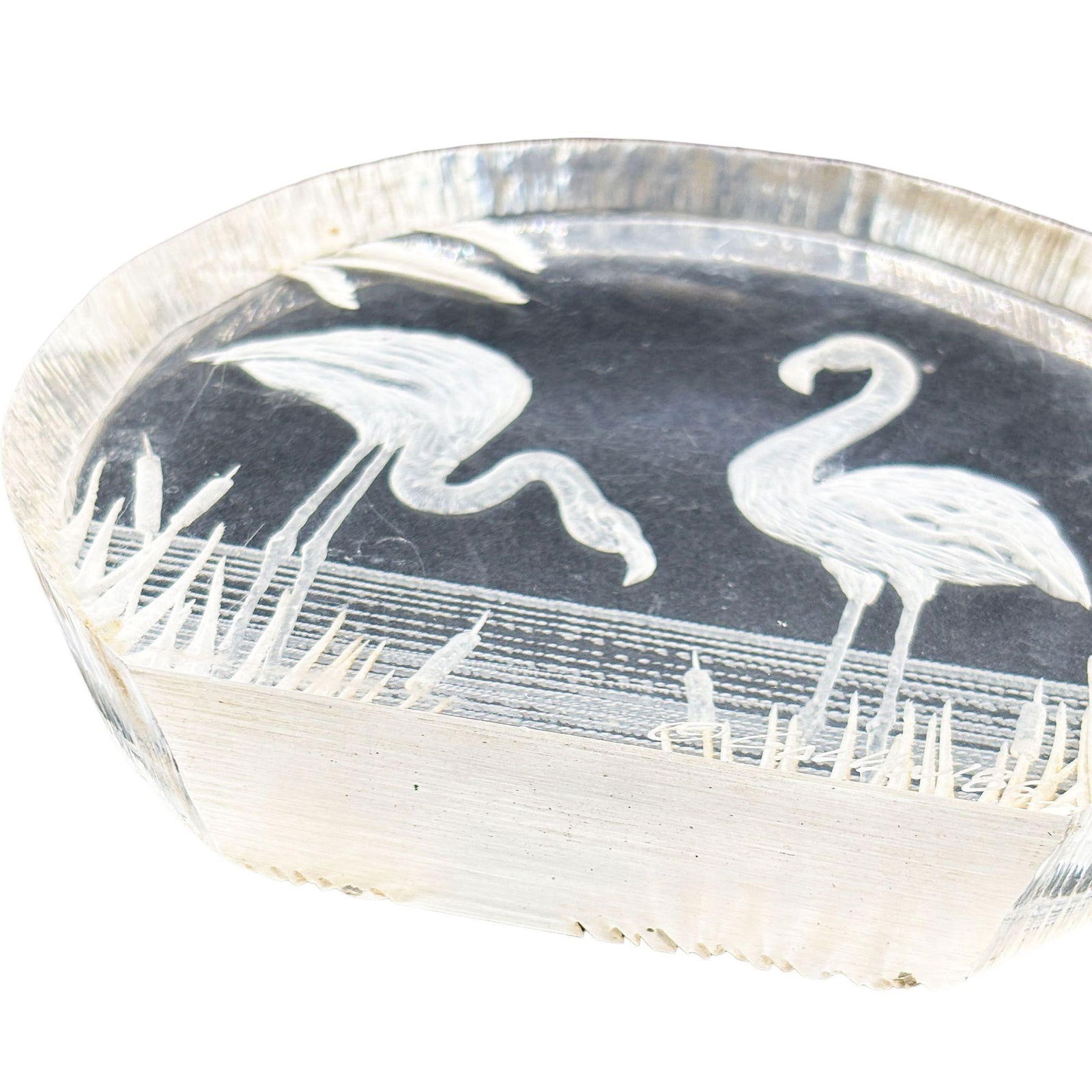 Modern Flamingos In Water Round Reverse Carved Lucite Paperweight Sculpture - 10