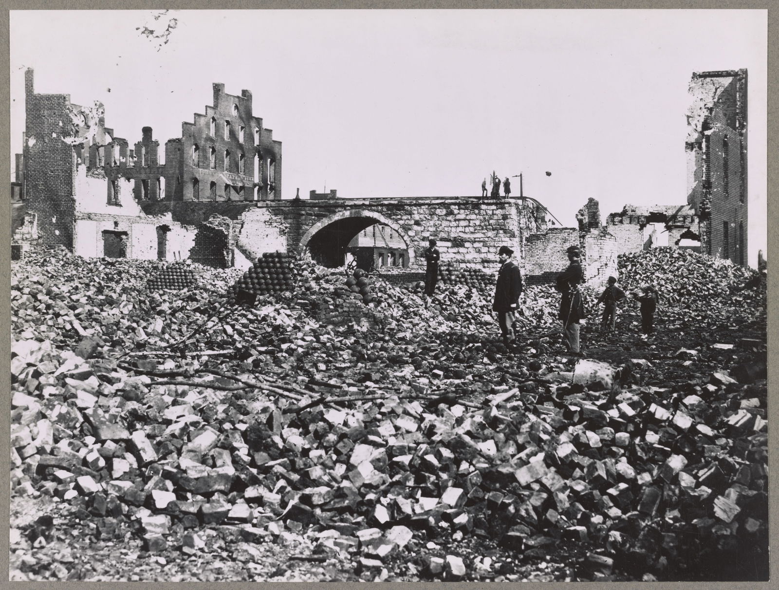1865 CIVIL WAR, RUINS OF RICHMOND, VA. (1 of 1)