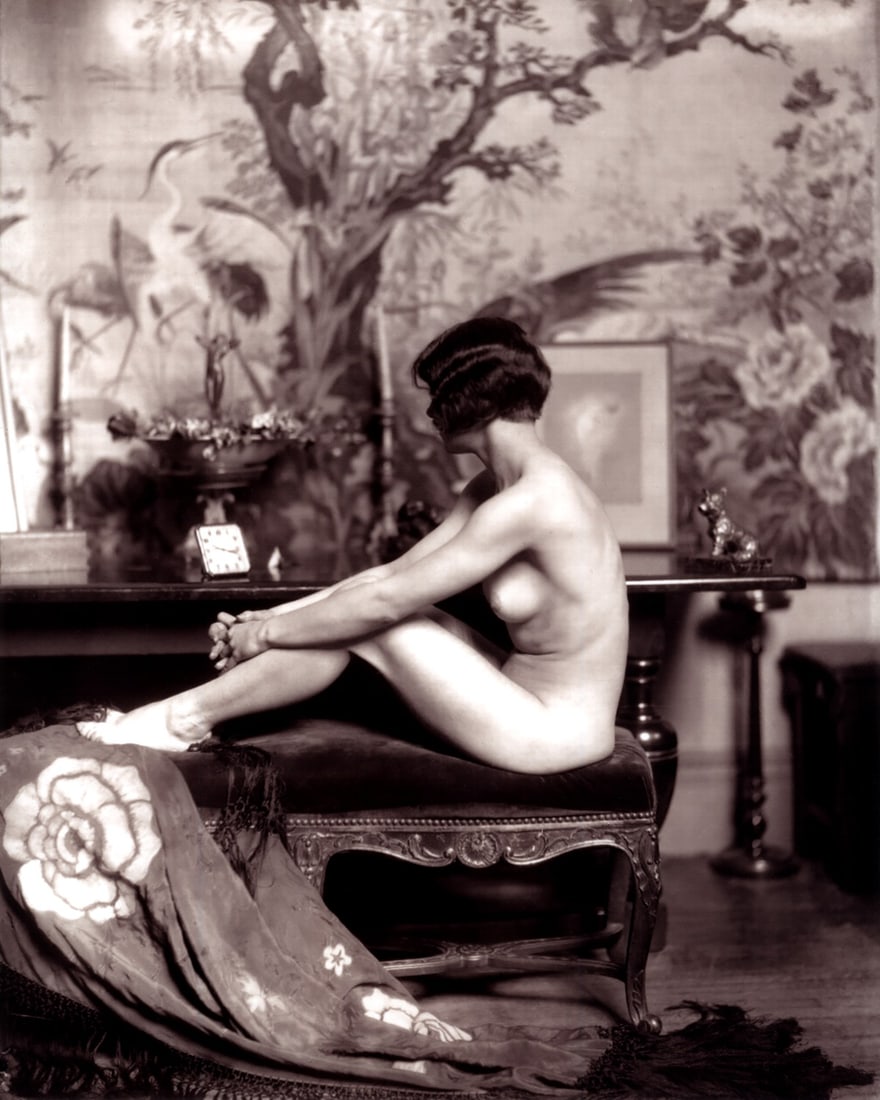 ZIEGFELD_BY ALFRED CHENEY JOHNSTON: Title: ZIEGFELD_BY ALFRED CHENEY JOHNSTON Artist: ALFRED CHENEY JOHNSTON Original Date: CIRCA 1917 Dimensions: 19X13 Description: || UNITED STATES SHIPPING ONLY! || This lot is a Dye Based