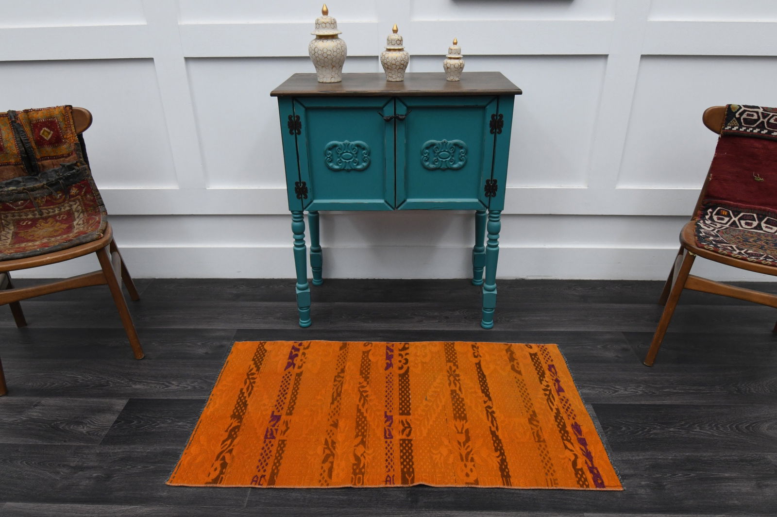 2.1x3.9 ft, Handloom Rug - 3