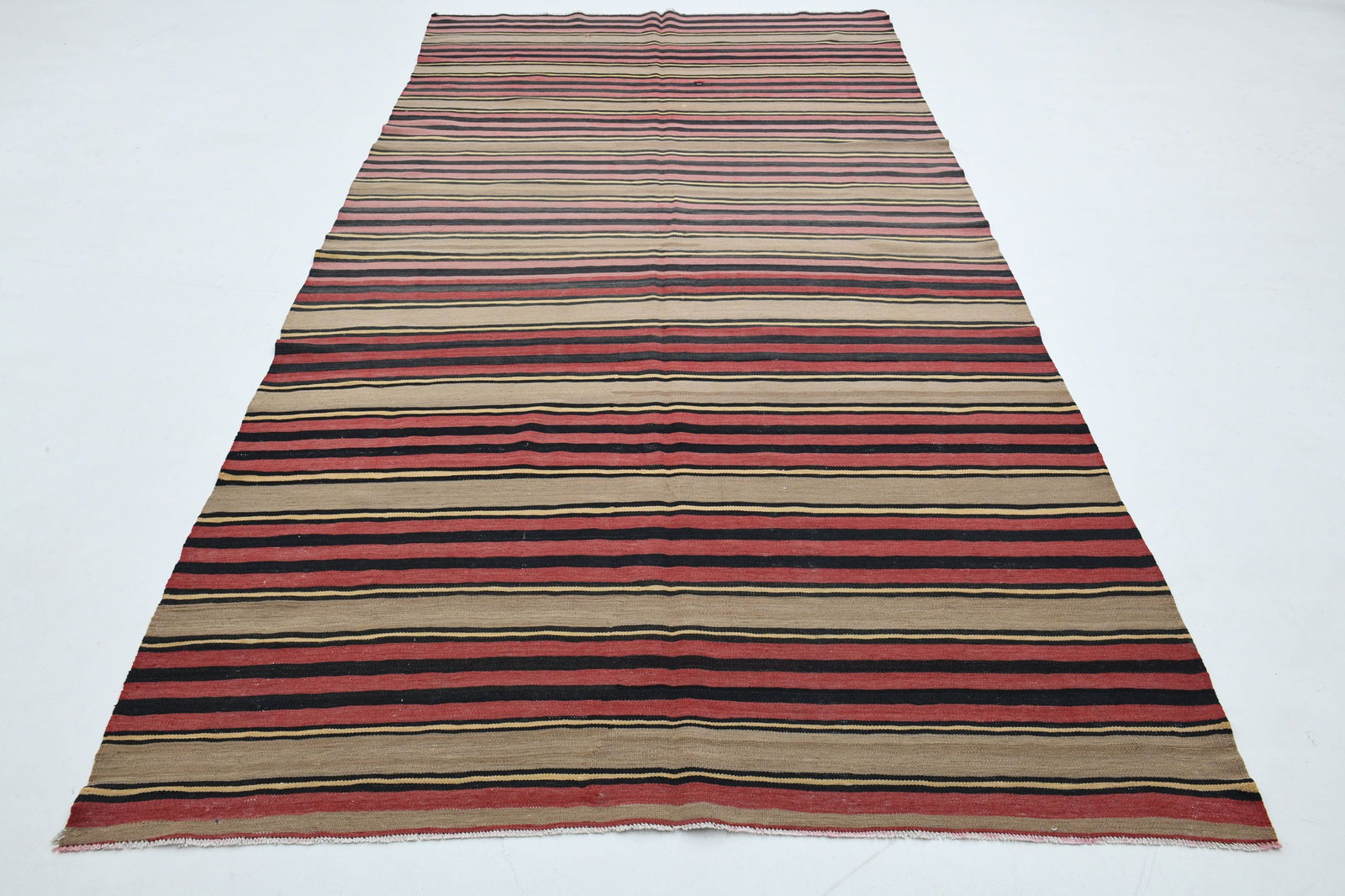 5.6x10.7 ft, RED KILIM RUG (1 of 9)