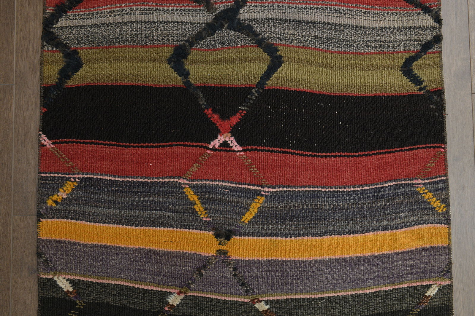 2'8x9 ft, STRIPED, RAINBOW COLORS - 9