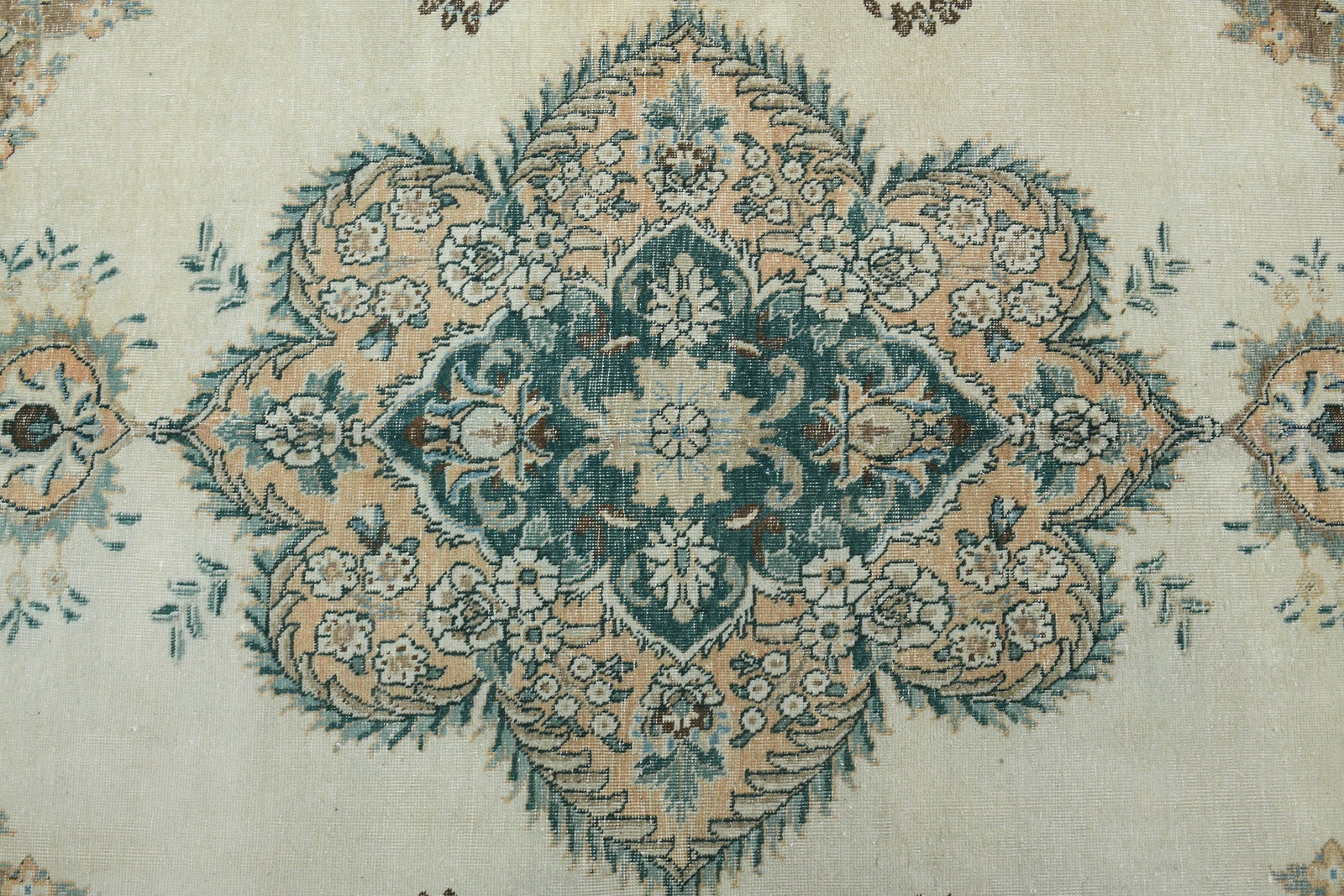 9'7x12'8 ft, BEIGE FLORAL RUG - 5