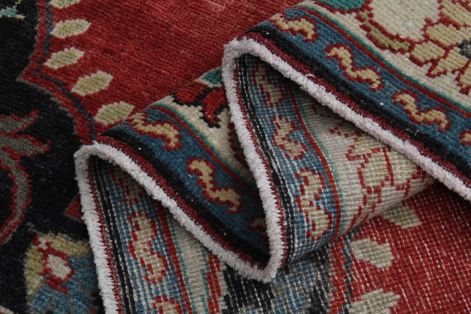 7'3x11'6 ft, RED SPECIAL MOTIF Rug (1 of 10)